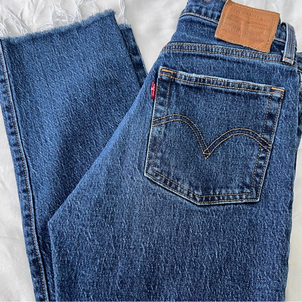 Levi's Wedgie Straight Jeans